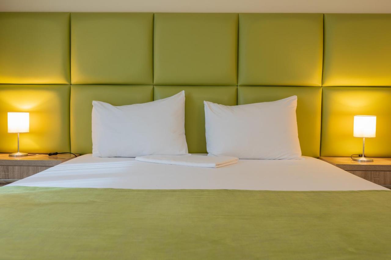 Hotel Corvaris Bukarest Kültér fotó