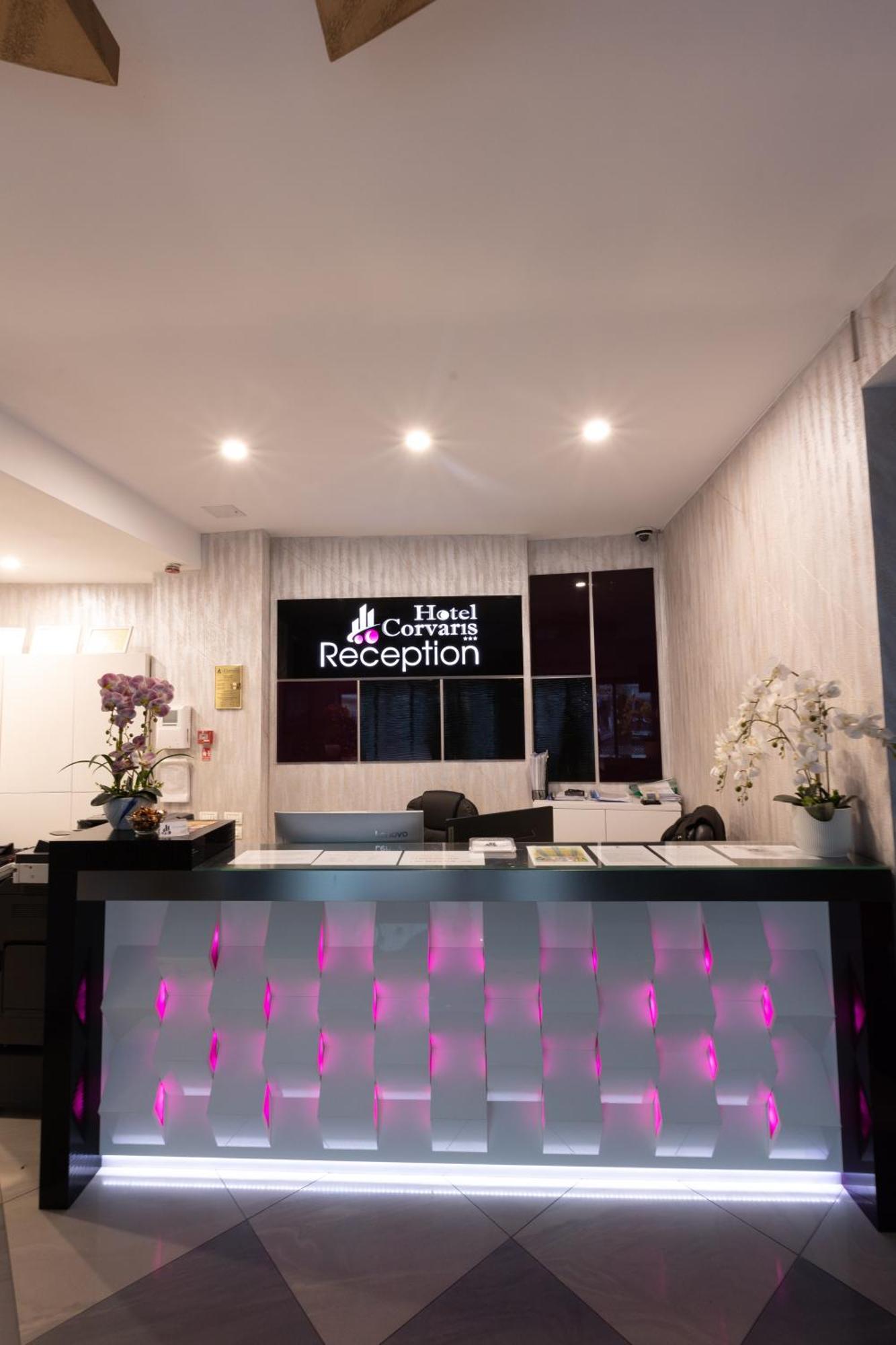 Hotel Corvaris Bukarest Kültér fotó